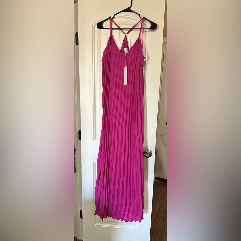 Magenta Pleated Women's Maxi Dress